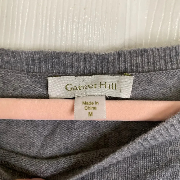 GARNET HILL Cashmere Sweater Gray Ruffle Hem Size Medium Basic - Picture 4 of 6